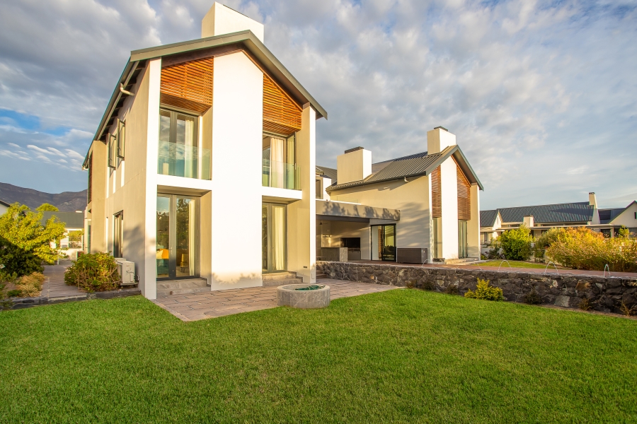 5 Bedroom Property for Sale in Val De Vie Estate Western Cape